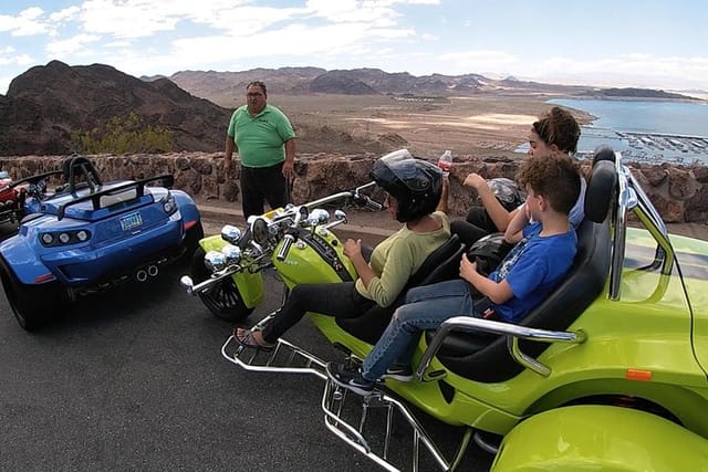 Final Stop is the Lake Mead over look - Gorgeous